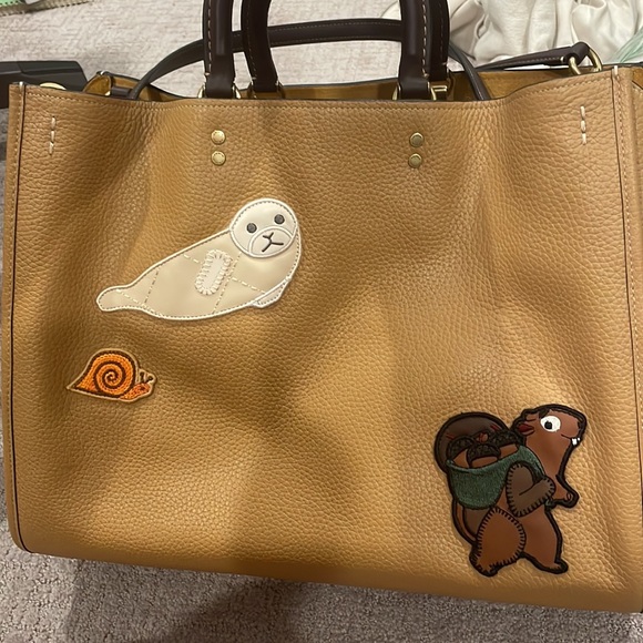 Coach Rogue 39 - Picture 6 of 16